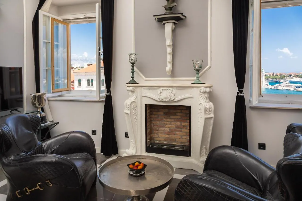 Bajamonti Apartment With Amazing Split City View