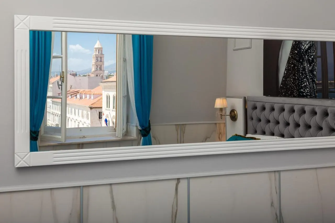 Bajamonti Apartment With Amazing Split City View